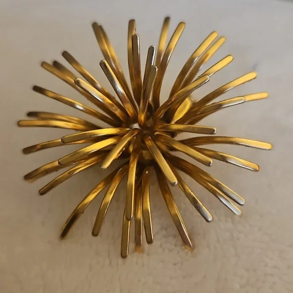 Vintage 1950s Atomic Goldtone Starburst Brooch - Picture 2 of 5